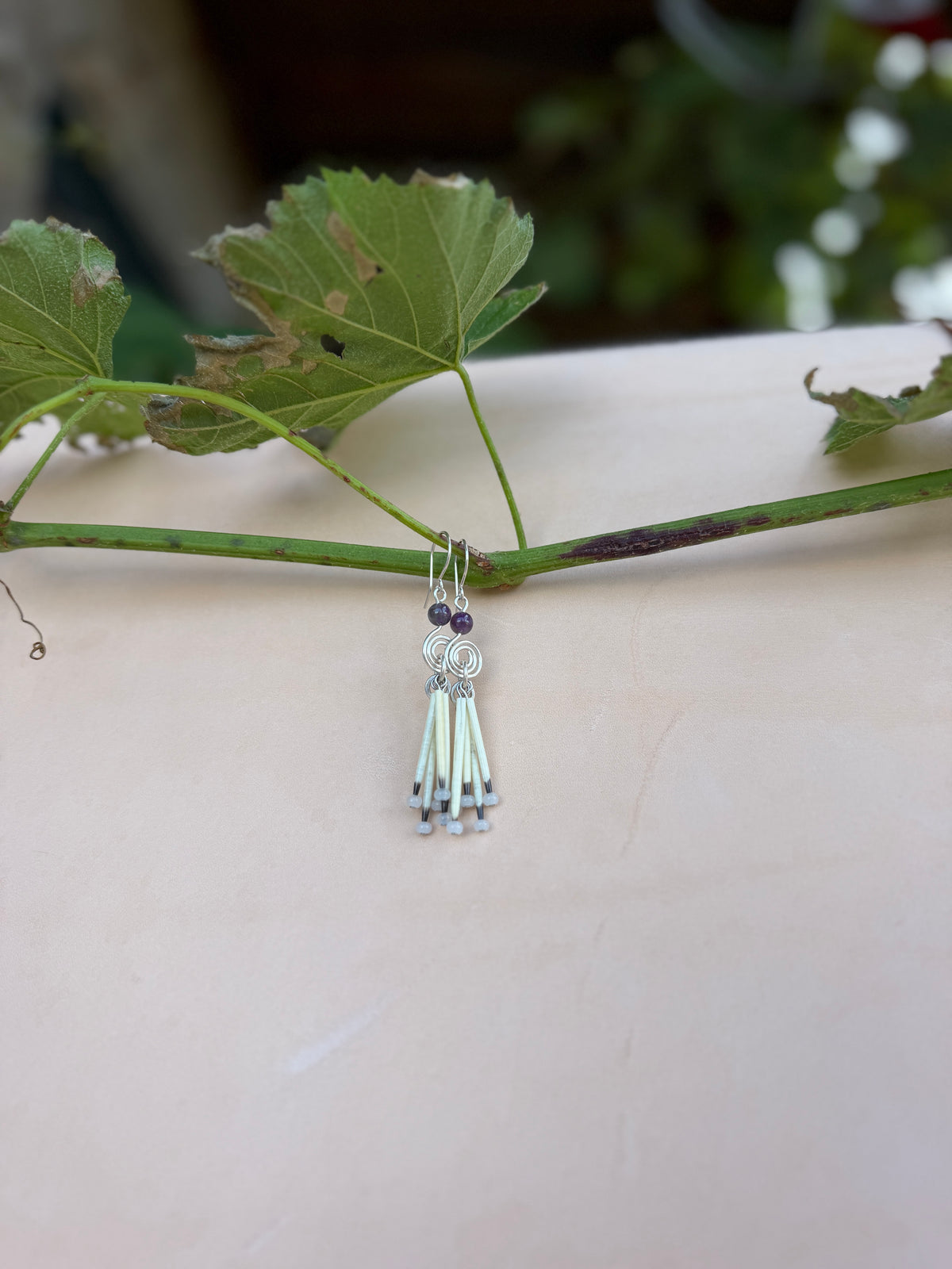 Silver Earrings-5 Quill-Amethyst Round