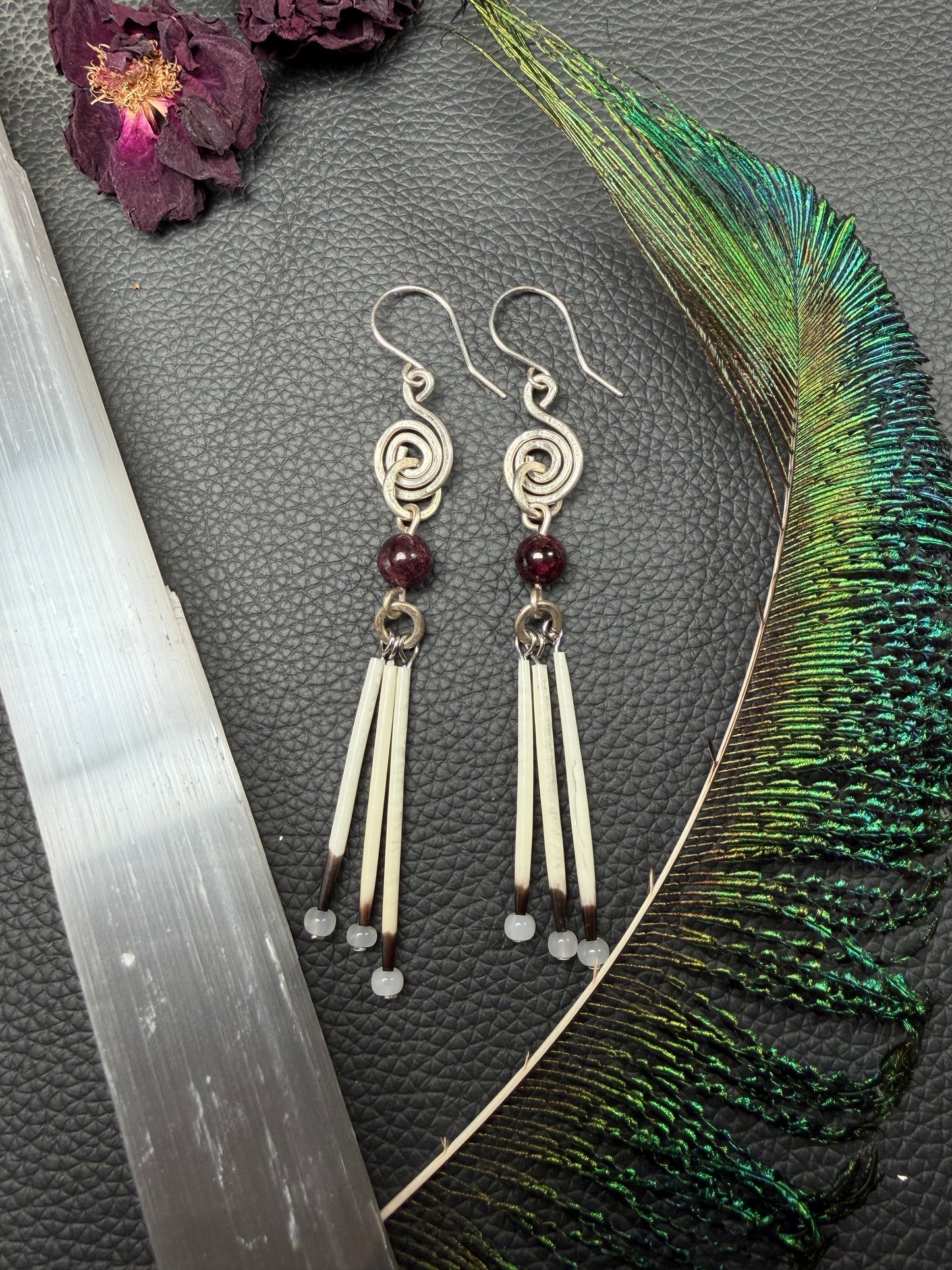 Garnet Swirls- Silver 3 Quills