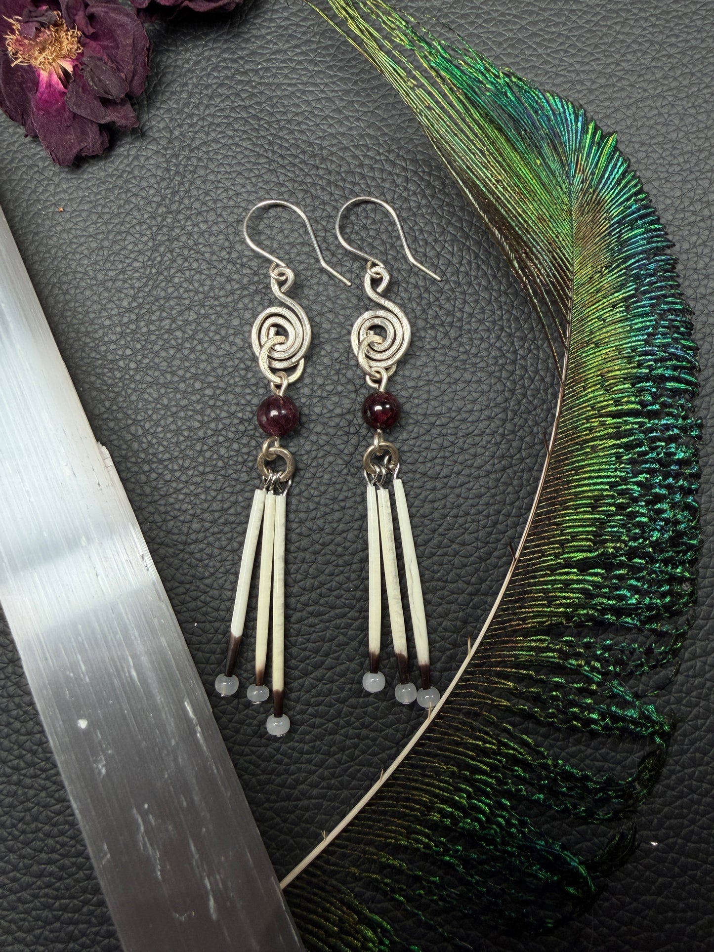 Garnet Swirls- Silver 3 Quills