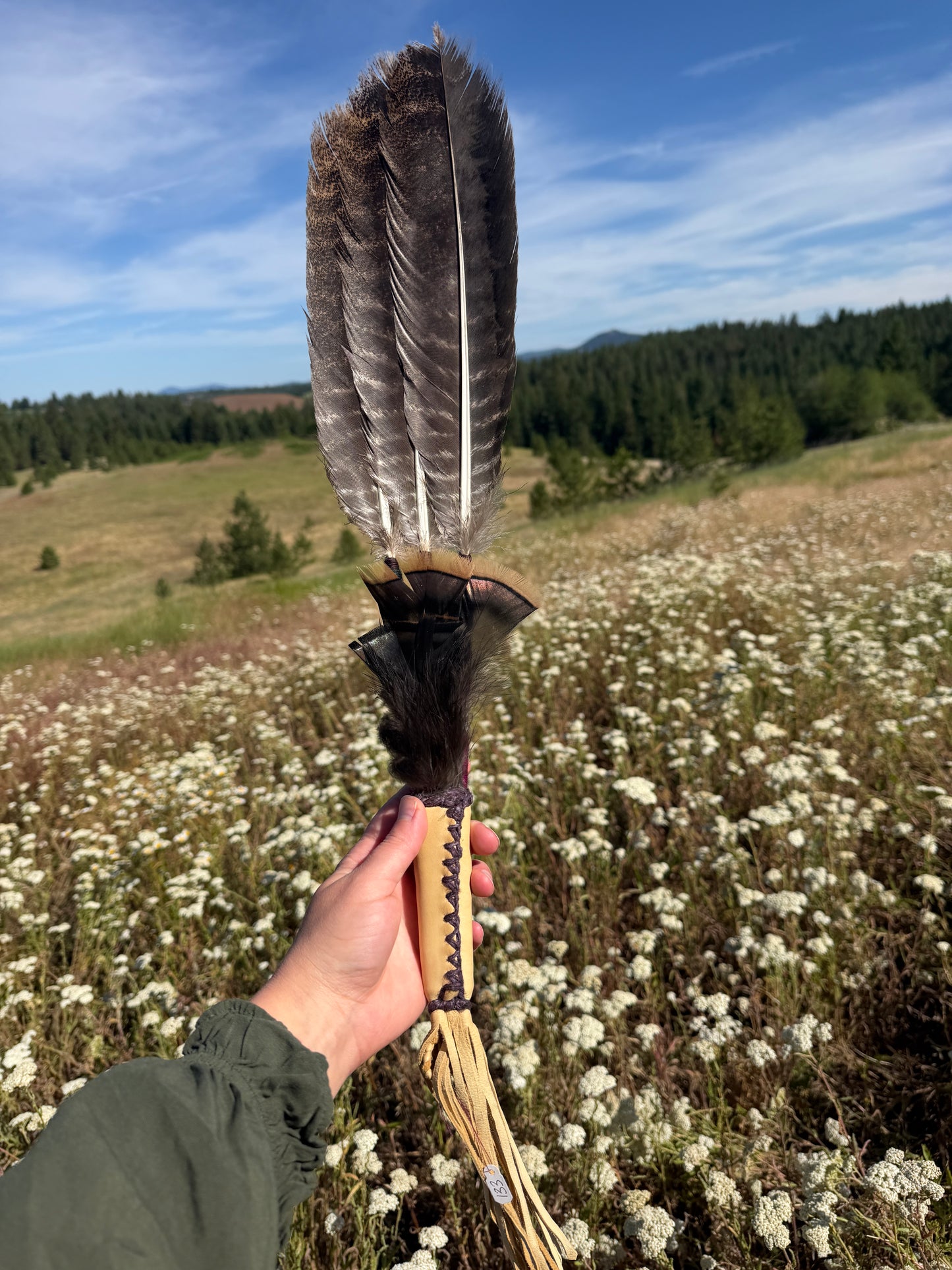Orris- Feather Fan