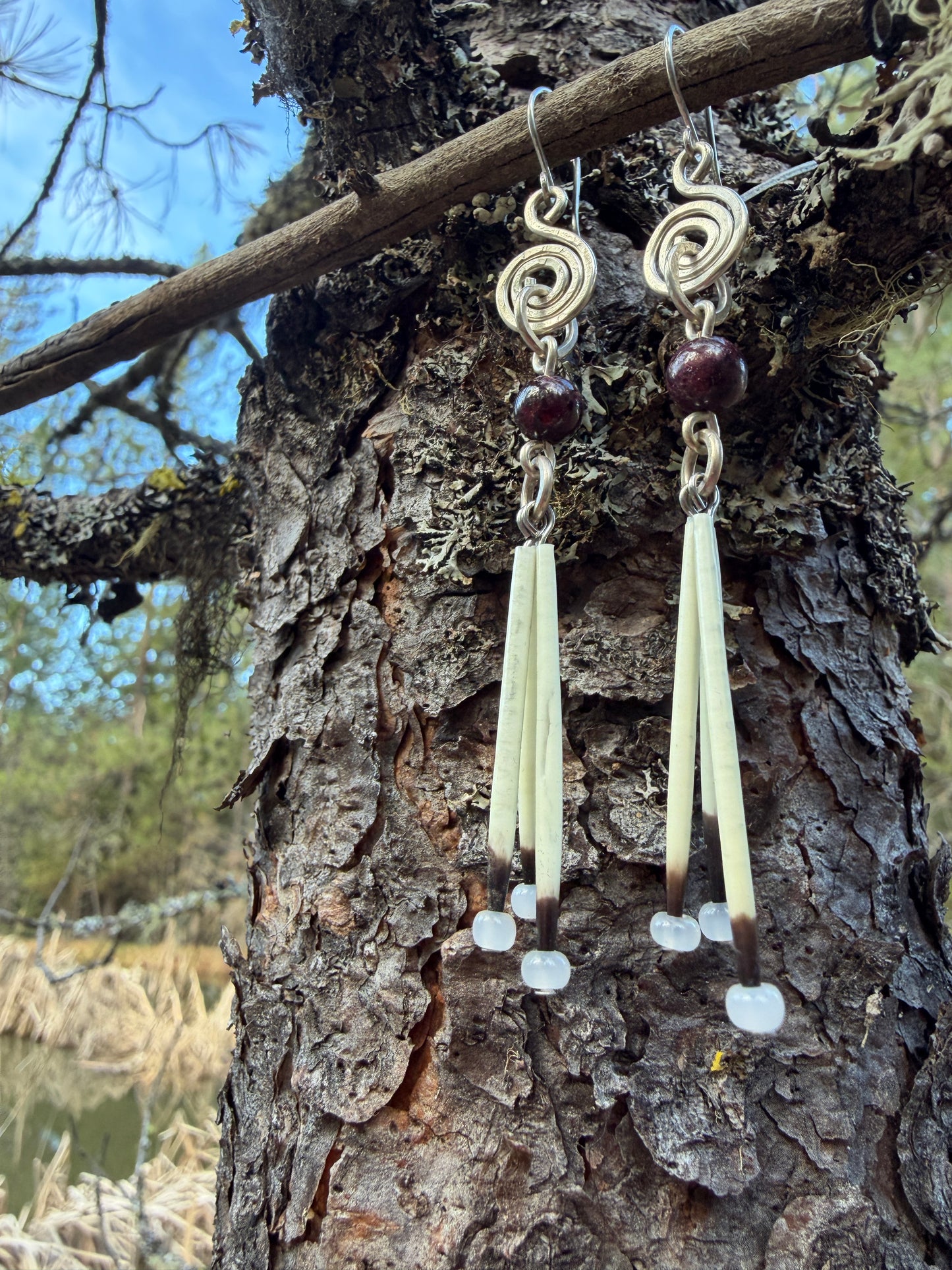 Garnet Swirls- Silver 3 Quills